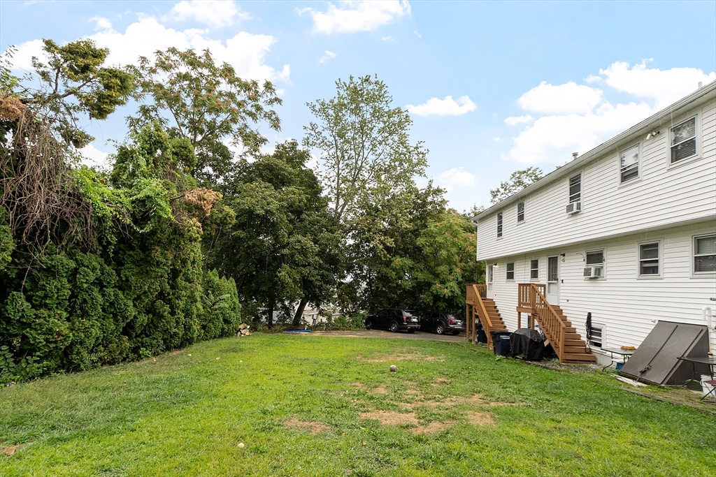 21 Crescent Street D