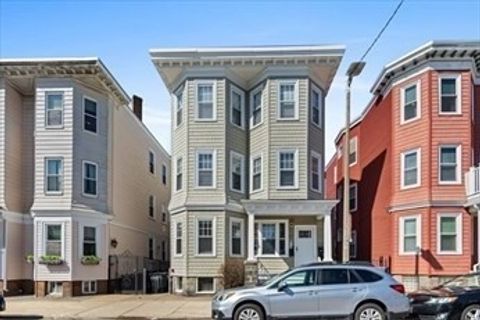 247 L Street 2 Boston MA 02127