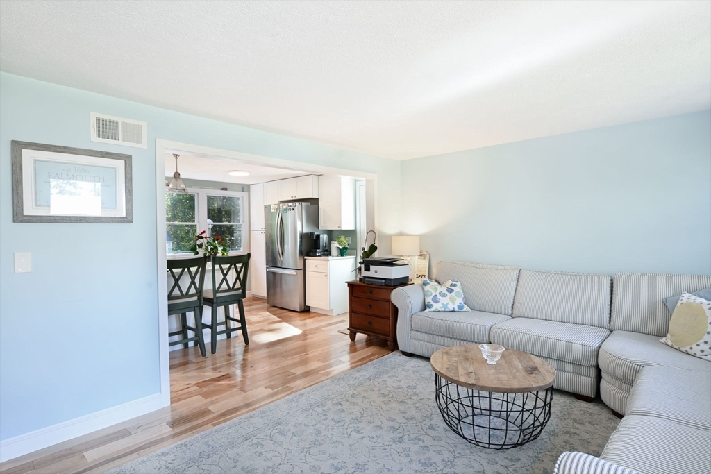 28 Plum Hollow Rd