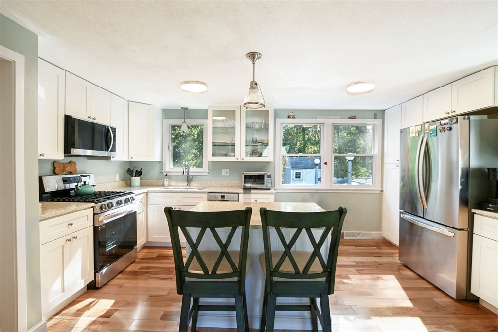 28 Plum Hollow Rd