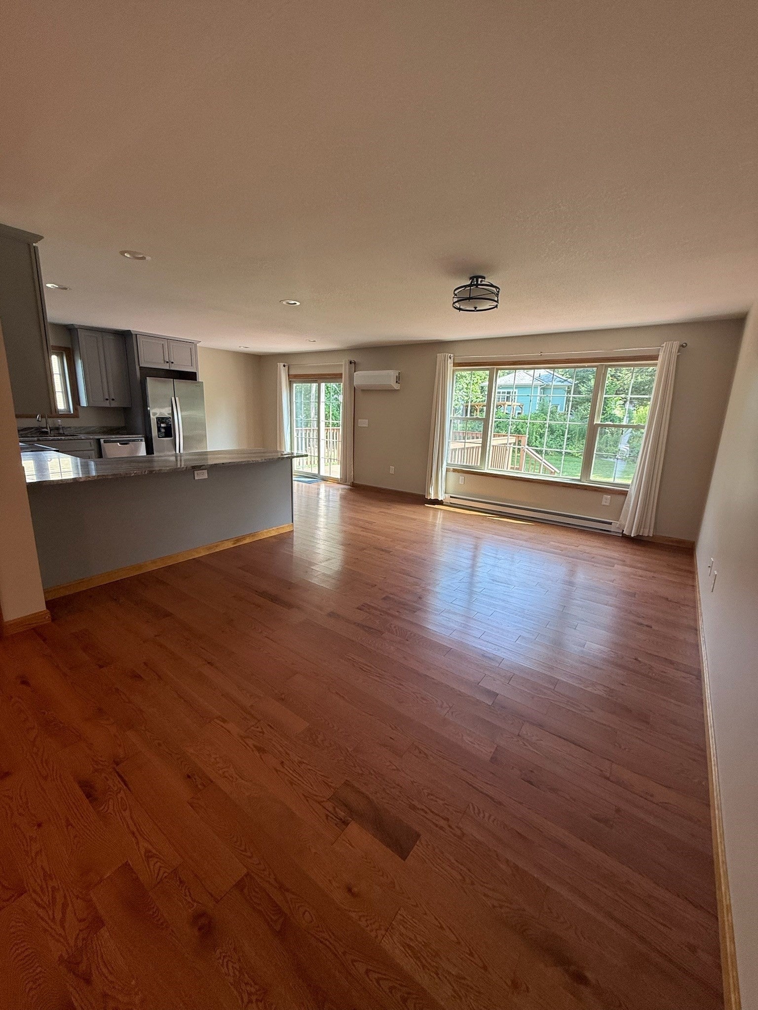 12 Ward Avenue