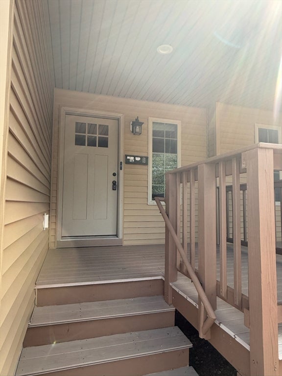 12 Ward Avenue