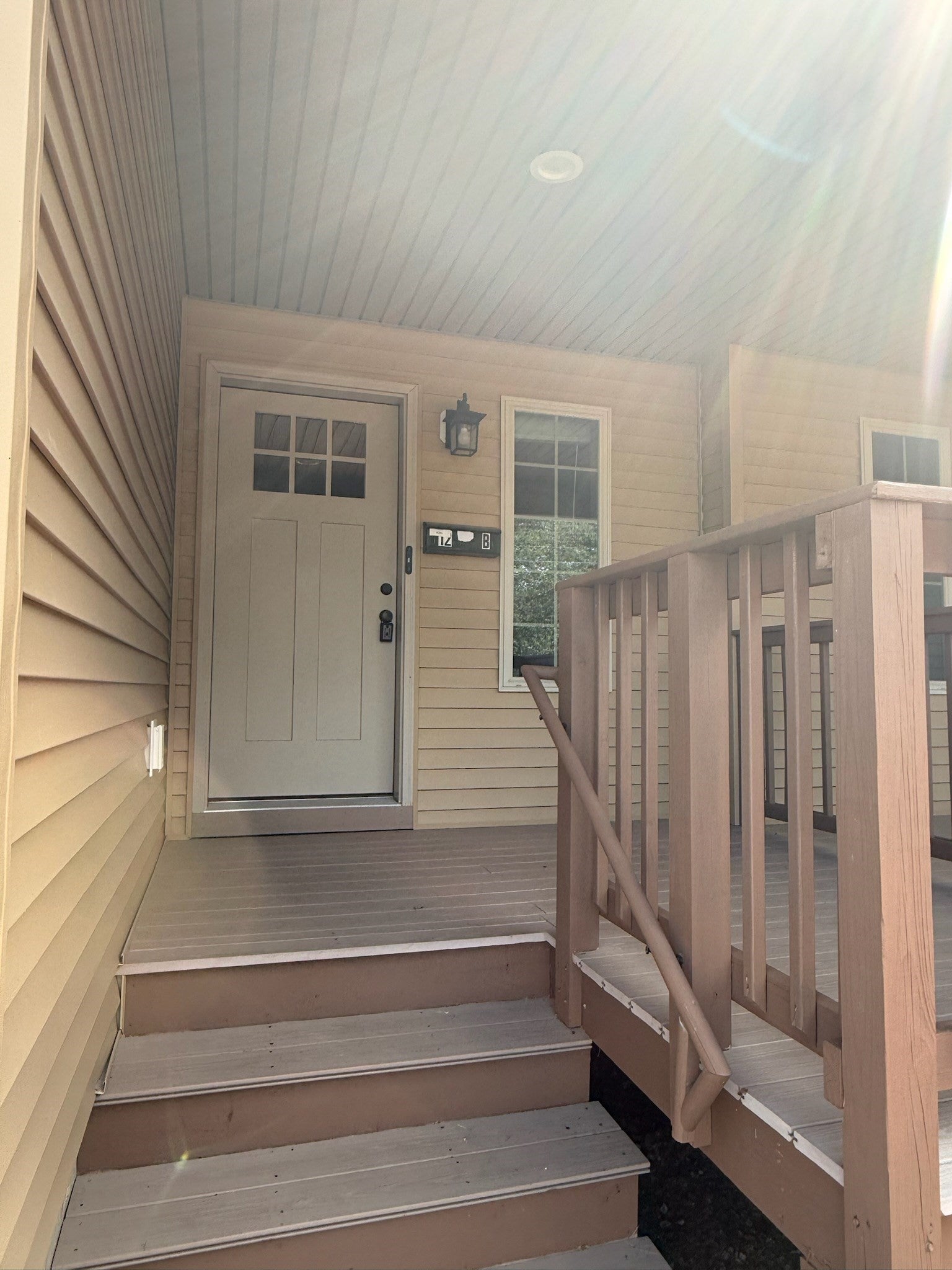 12 Ward Avenue