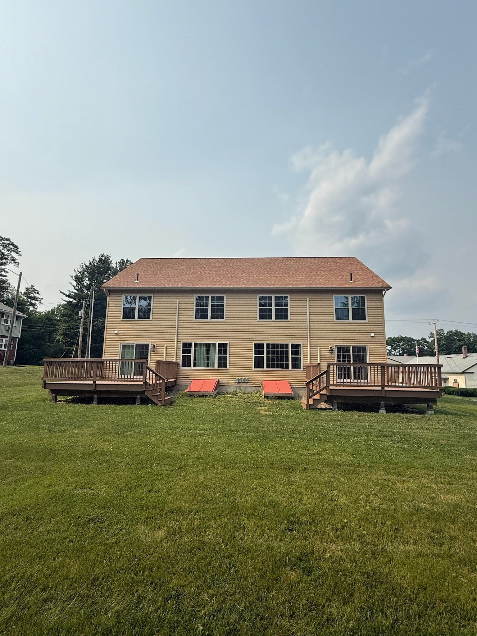 12 Ward Avenue
