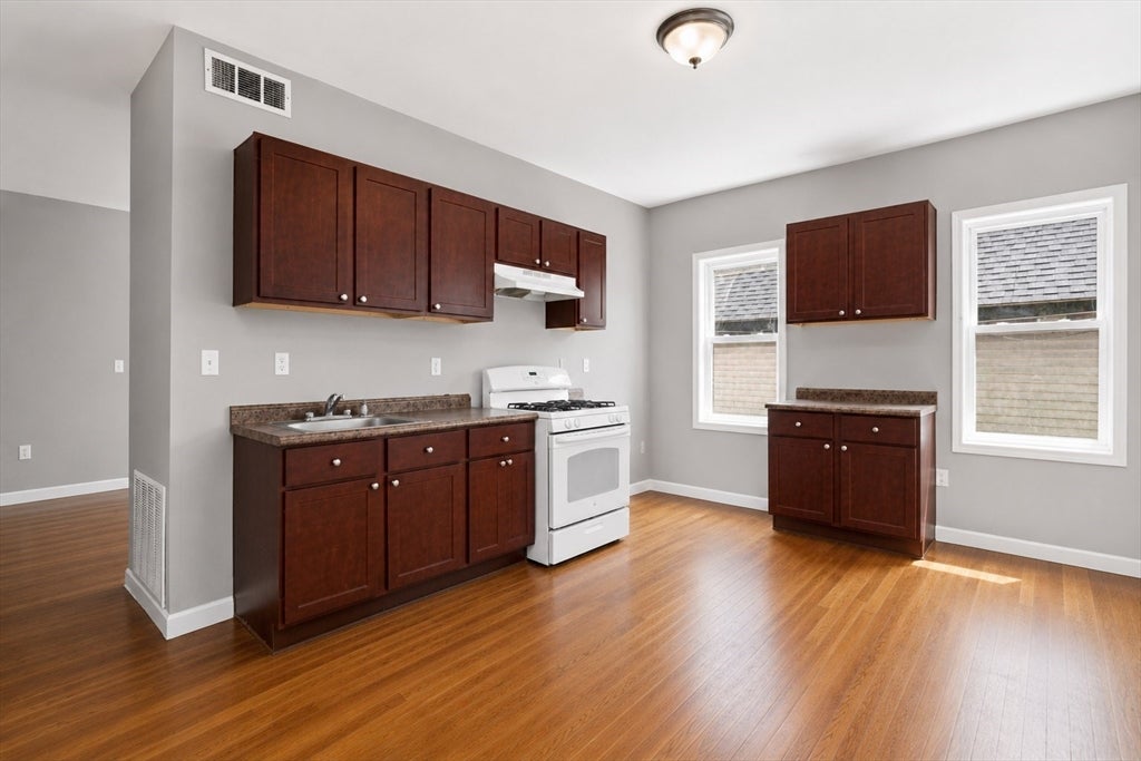 107-109 Ashley Blvd, New Bedford, MA, 107-109 Ashley Blvd, New Bedford, MA Photo #21