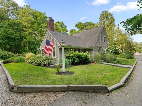 Photo of 44 Stetson Pl #0, Duxbury, MA 02332 (MLS # 73548952)