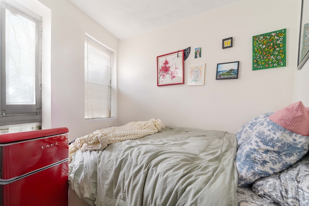 5 N Margin Street 5