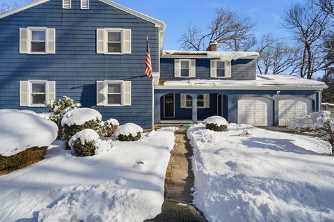 16 Deerfoot Dr East Longmeadow MA 01028