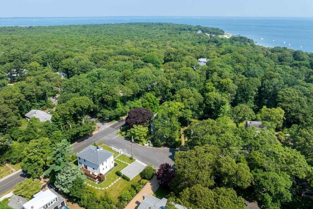 5 Pinetree Lane, Tisbury, MA Photo #20