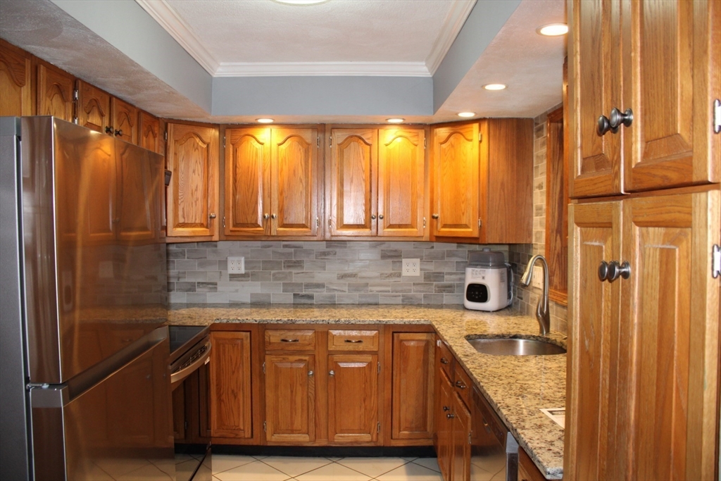 18 Knollwood Rd