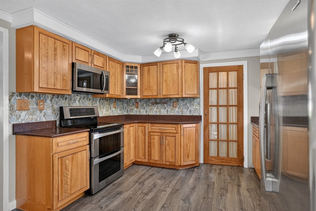 24 Reo Rd, Maynard, MA, 24 Reo Rd, Maynard, MA Photo #7