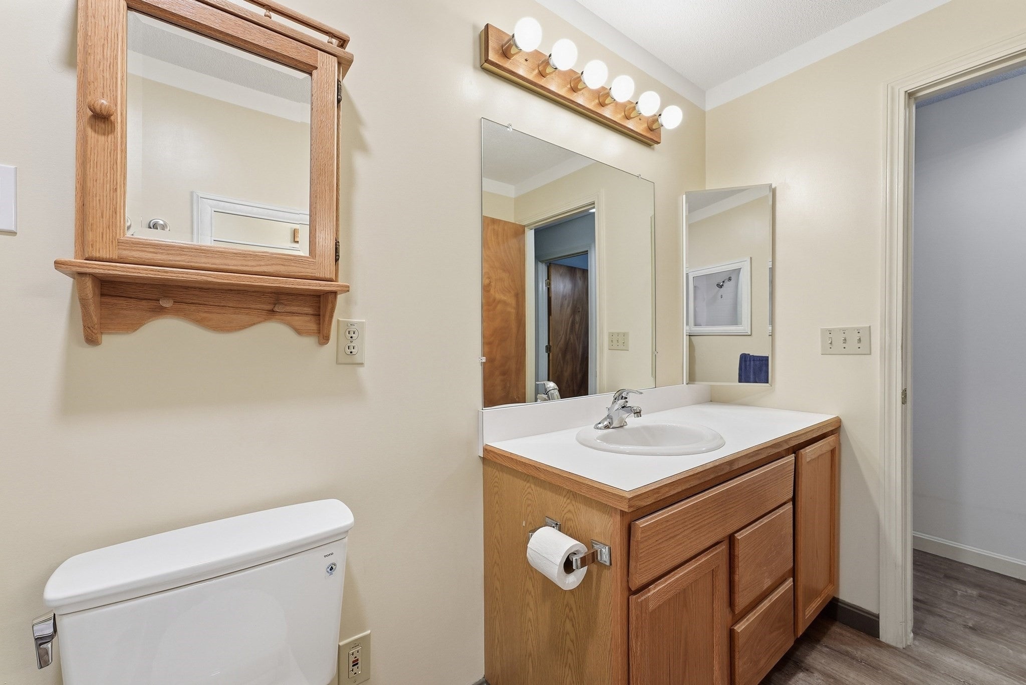 165 Ferry St, Easthampton, MA, 165 Ferry St, Easthampton, MA Photo #22