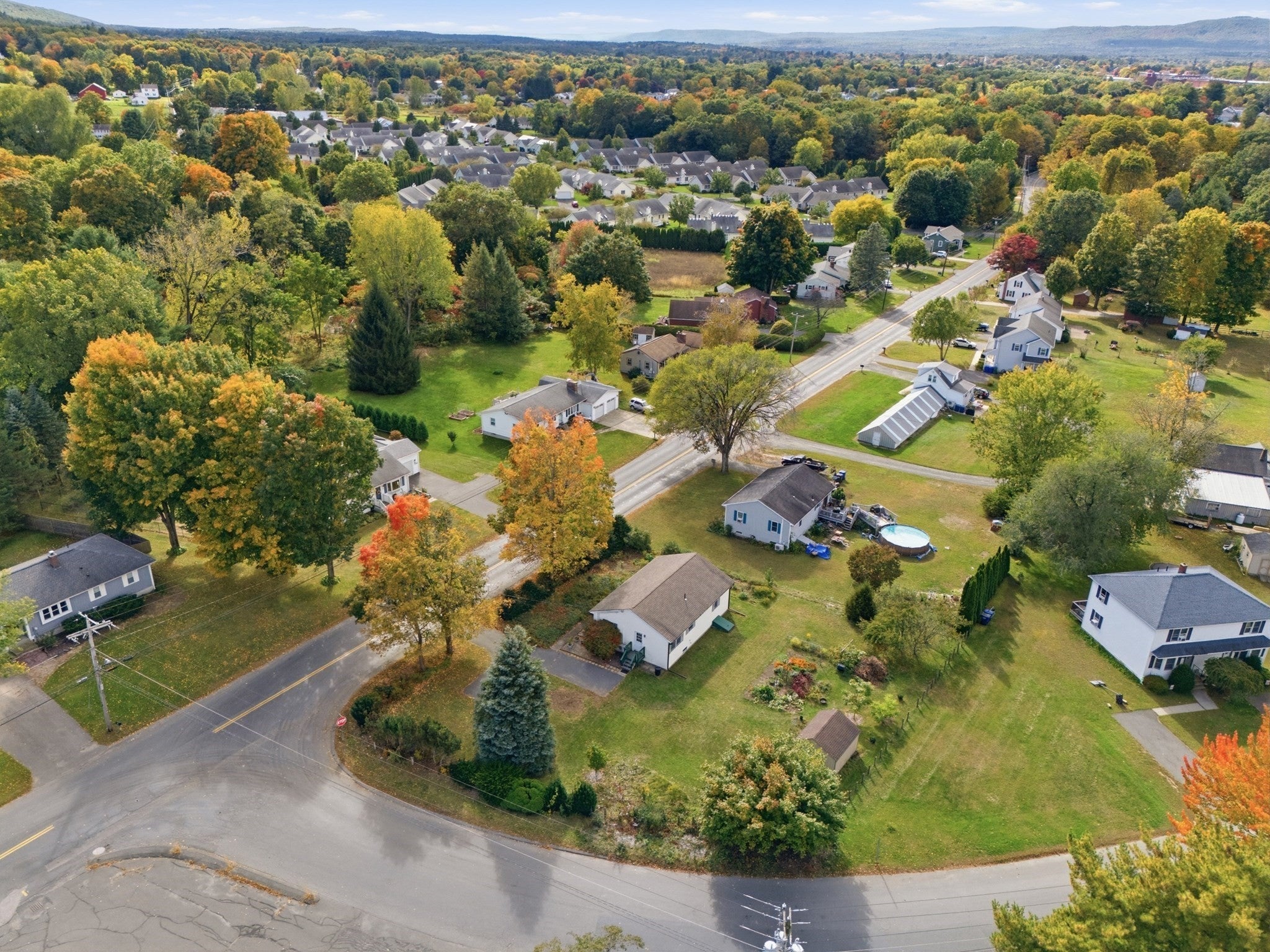 165 Ferry St, Easthampton, MA, 165 Ferry St, Easthampton, MA Photo #34