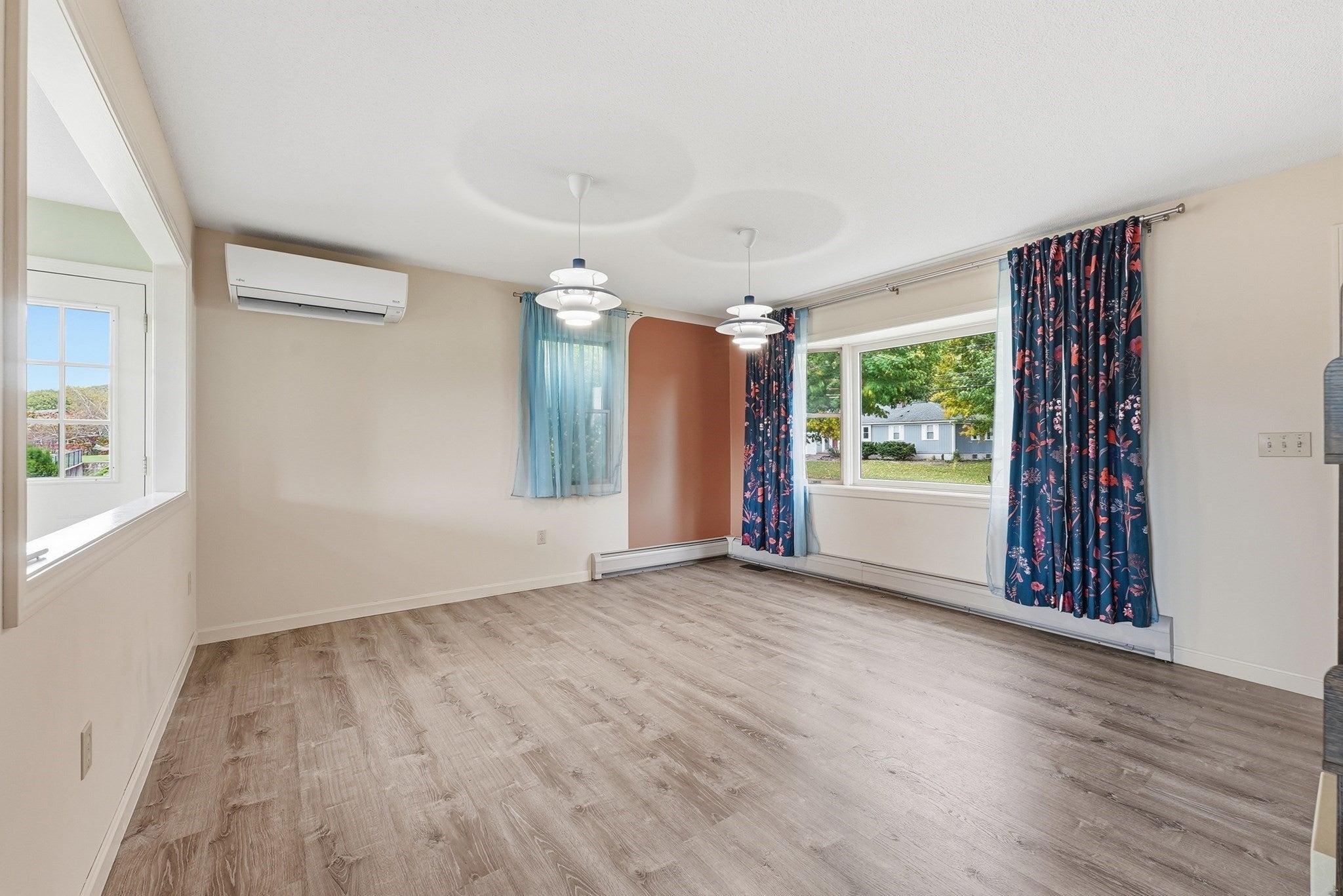 165 Ferry St, Easthampton, MA, 165 Ferry St, Easthampton, MA Photo #4
