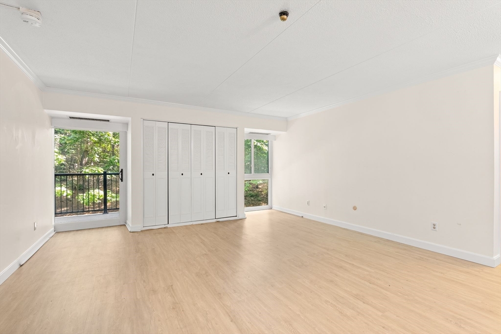 55 Tall Oaks Dr L3