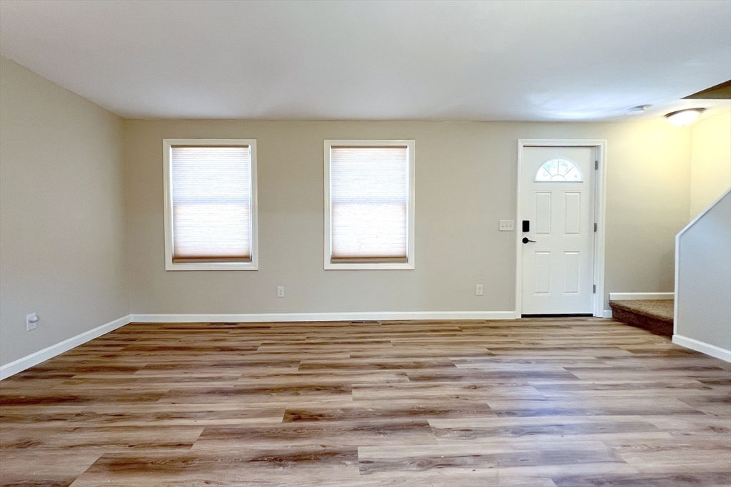 31 Crawford Cir