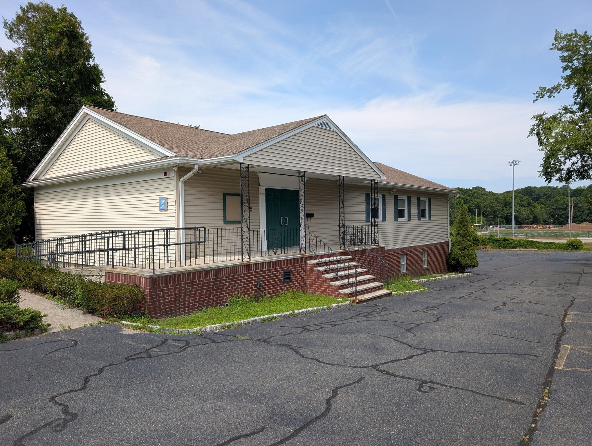 136 Winn Street