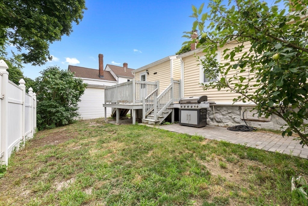 31 Vincent ST, Saugus, MA Photo #33