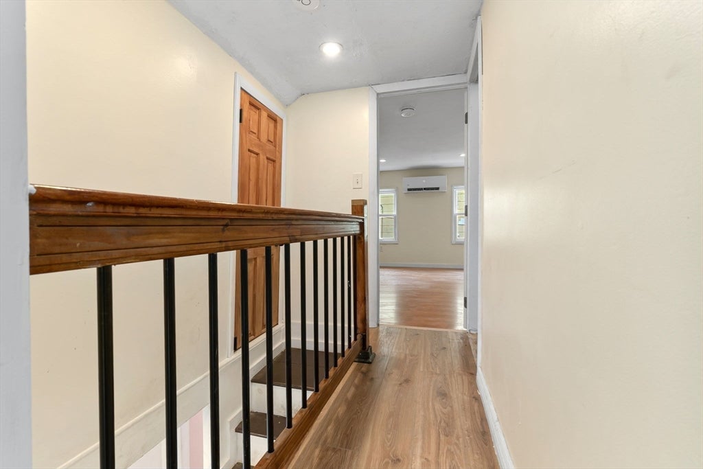 31 Vincent ST, Saugus, MA Photo #23