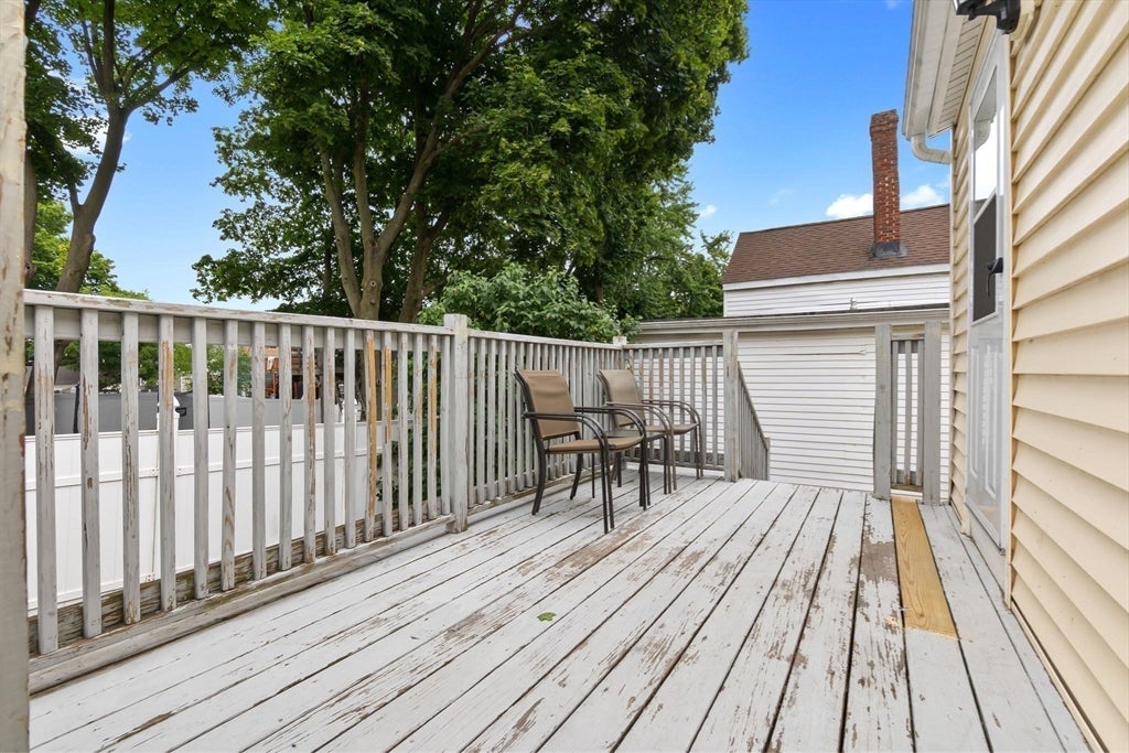 31 Vincent ST, Saugus, MA Photo #32