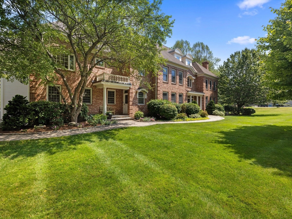 17 Olde Hickory Path