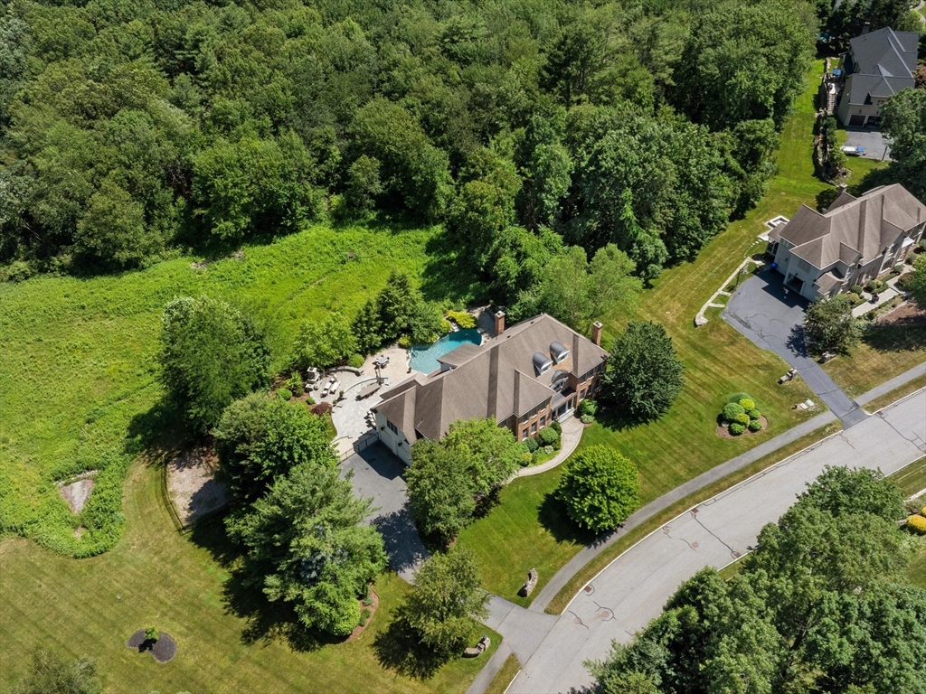 17 Olde Hickory Path