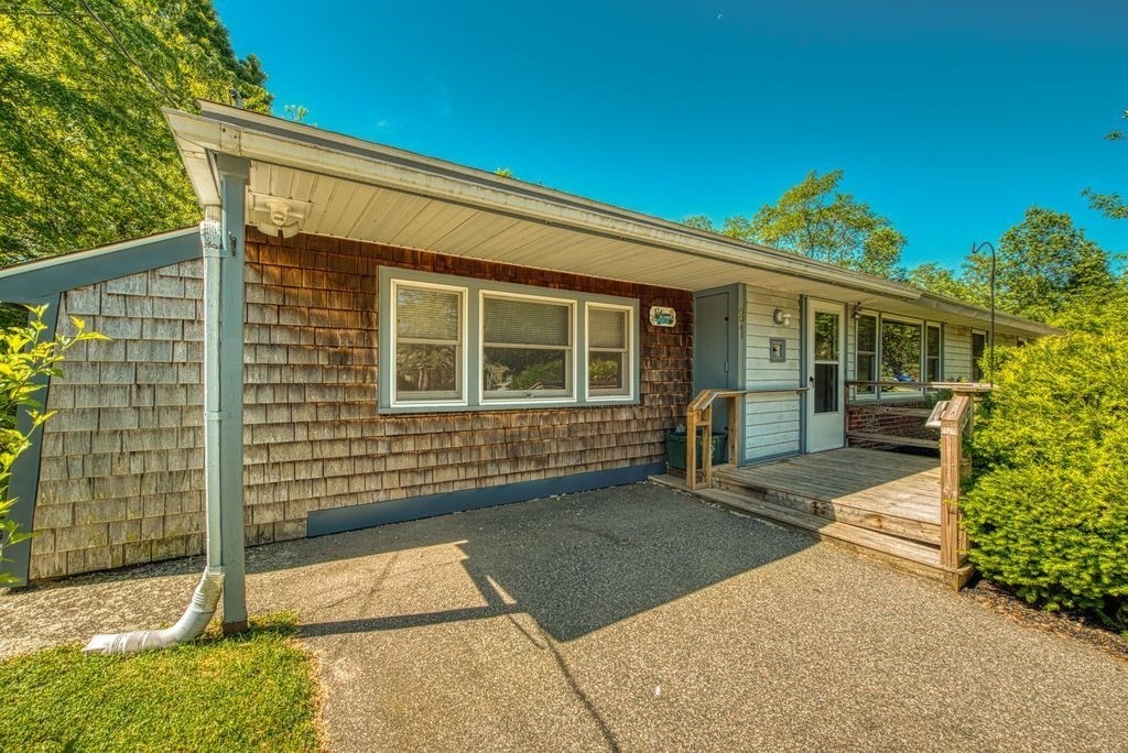 81 Errol Rd