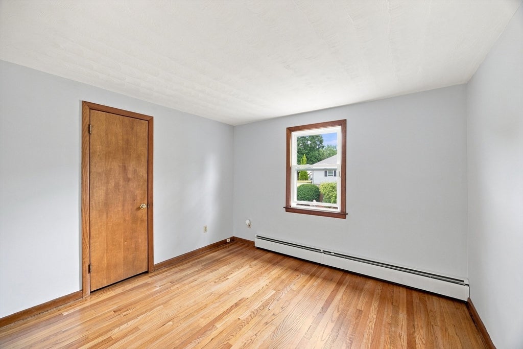 70 Crestwood ST, Chicopee, MA, 70 Crestwood ST, Chicopee, MA Photo #17