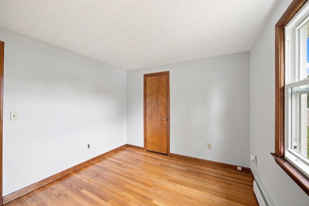 70 Crestwood ST, Chicopee, MA, 70 Crestwood ST, Chicopee, MA Photo #18