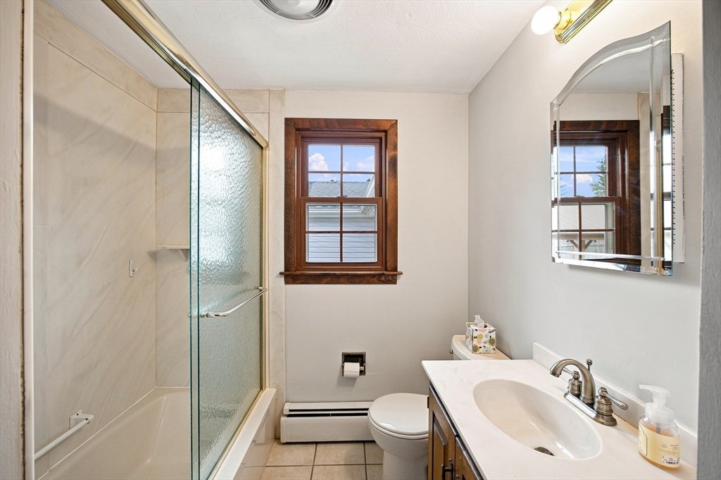 70 Crestwood ST, Chicopee, MA, 70 Crestwood ST, Chicopee, MA Photo #20