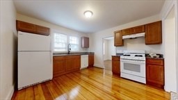 47 Olcott St #47, Watertown, MA Photo #4