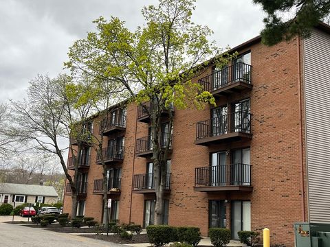 Photo of 327 Plantation Street #312, Worcester, MA 01604 (MLS # 73506086)