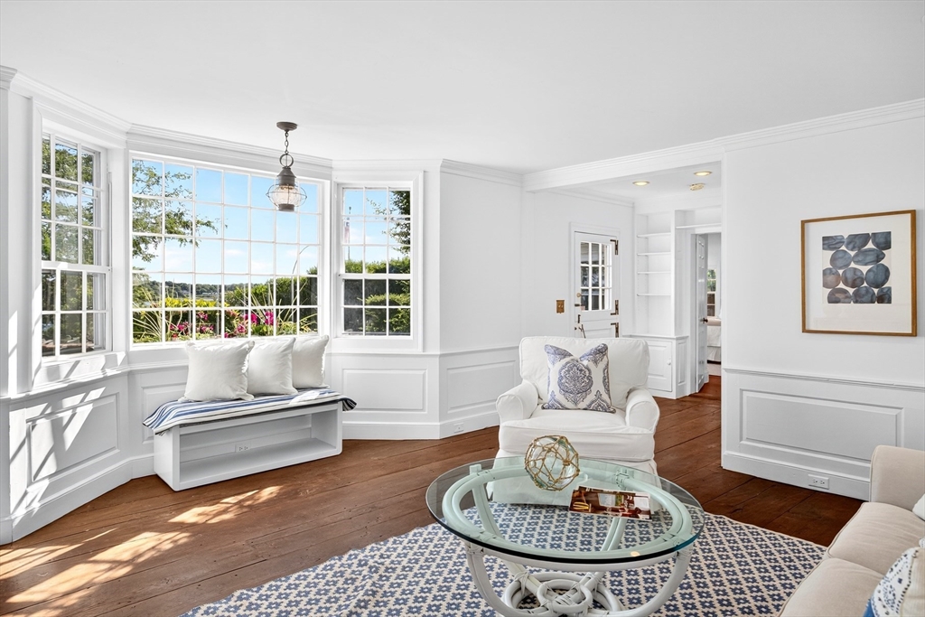 Chatham, Massachusetts 02633, United States, 7 Bedrooms Bedrooms, ,4 BathroomsBathrooms,Residential,Active,197883