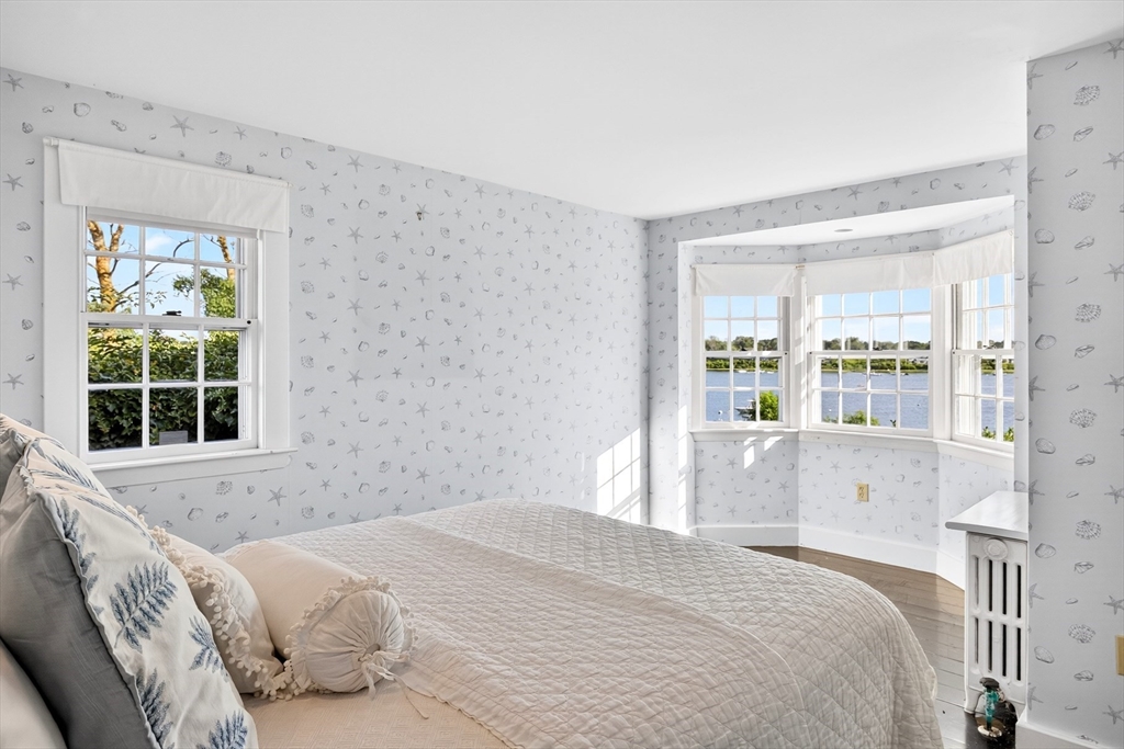 Chatham, Massachusetts 02633, United States, 7 Bedrooms Bedrooms, ,4 BathroomsBathrooms,Residential,Active,197883