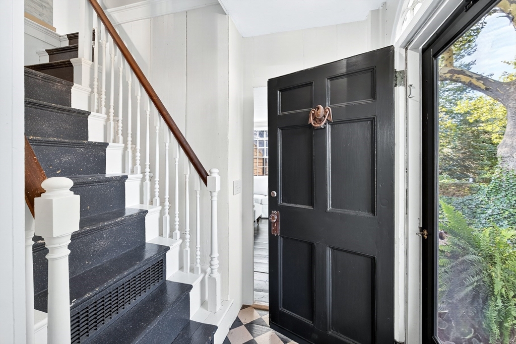 Chatham, Massachusetts 02633, United States, 7 Bedrooms Bedrooms, ,4 BathroomsBathrooms,Residential,Active,197883