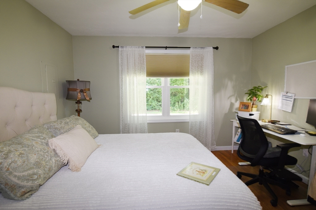 34 Thirteenth Ave, Halifax, MA Photo #29