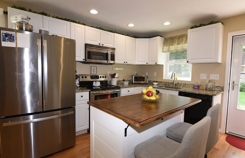34 Thirteenth Ave, Halifax, MA Photo #15