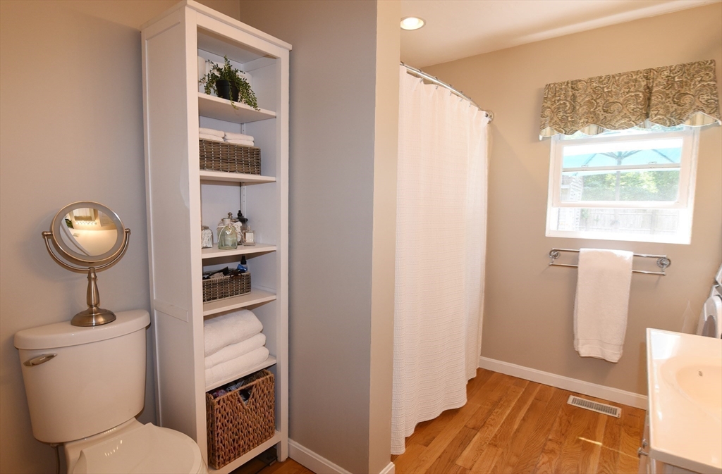 34 Thirteenth Ave, Halifax, MA Photo #20
