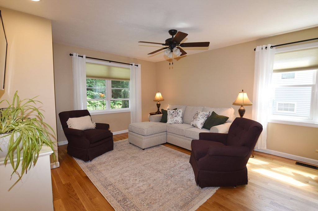 34 Thirteenth Ave, Halifax, MA Photo #5