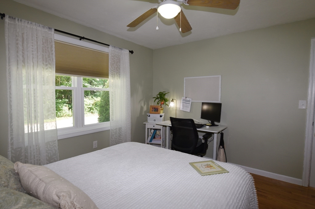34 Thirteenth Ave, Halifax, MA Photo #30