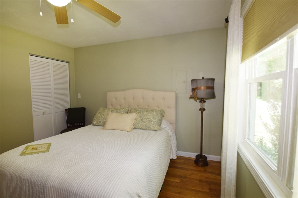 34 Thirteenth Ave, Halifax, MA Photo #28