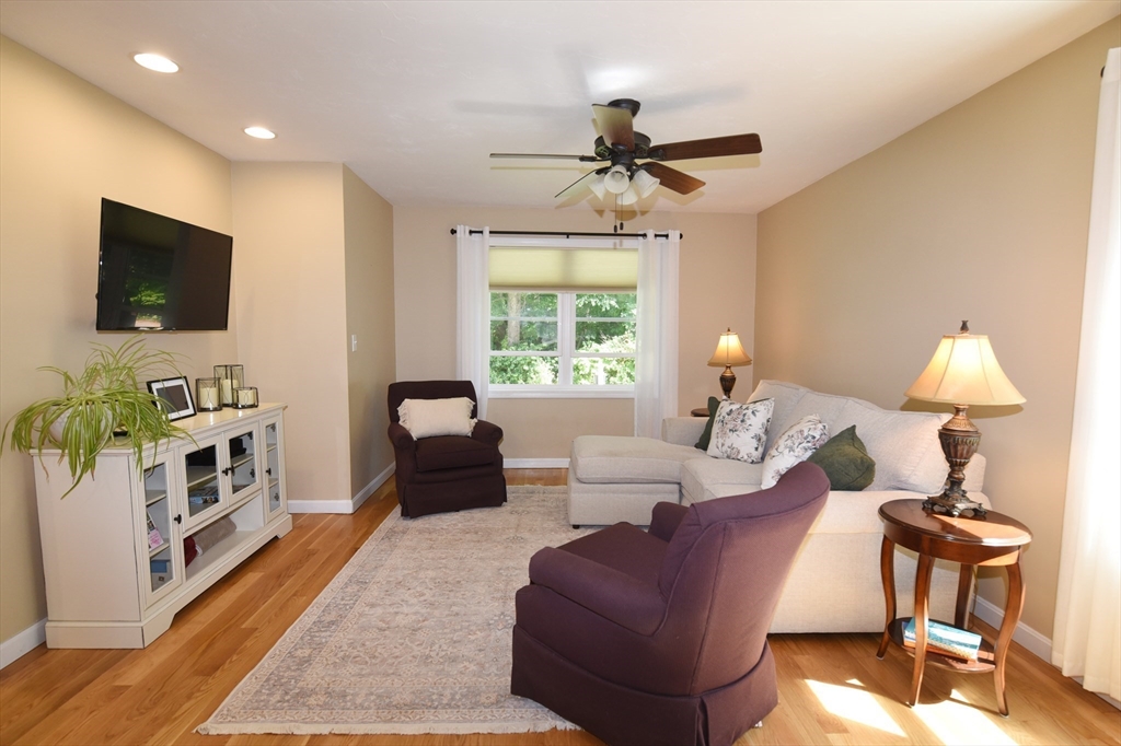 34 Thirteenth Ave, Halifax, MA Photo #3