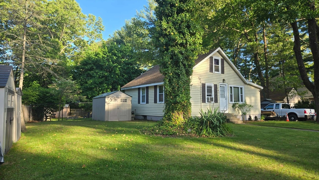 32 Birch Rd