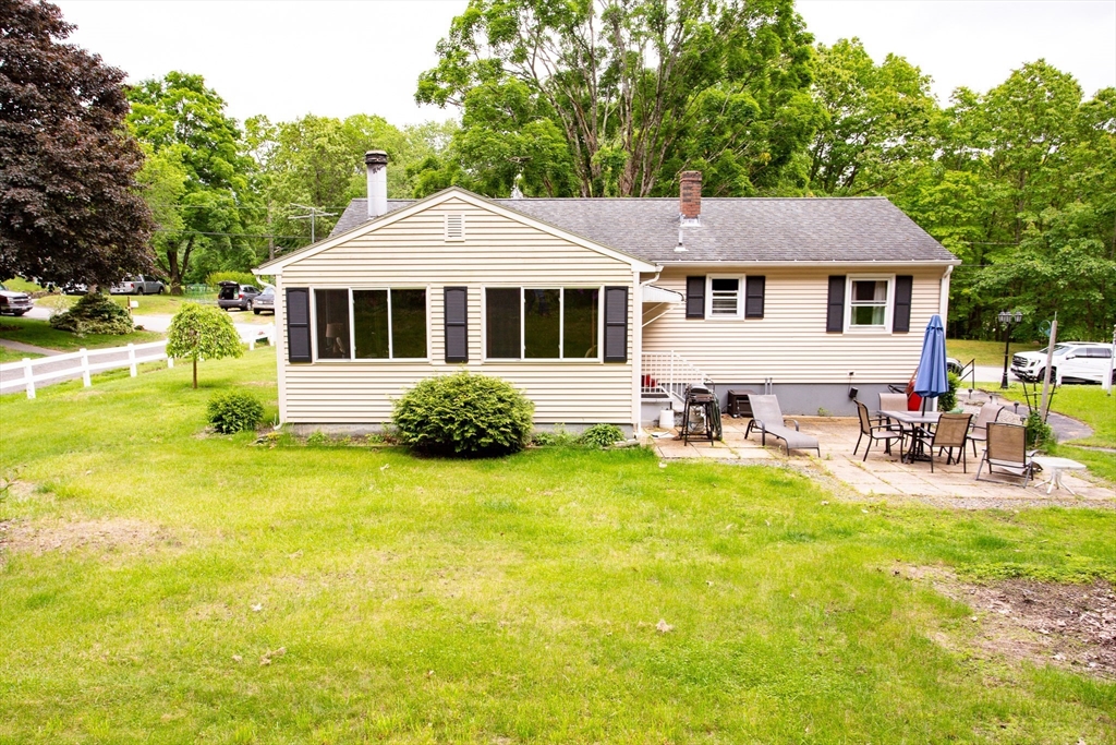12 Hadley Path