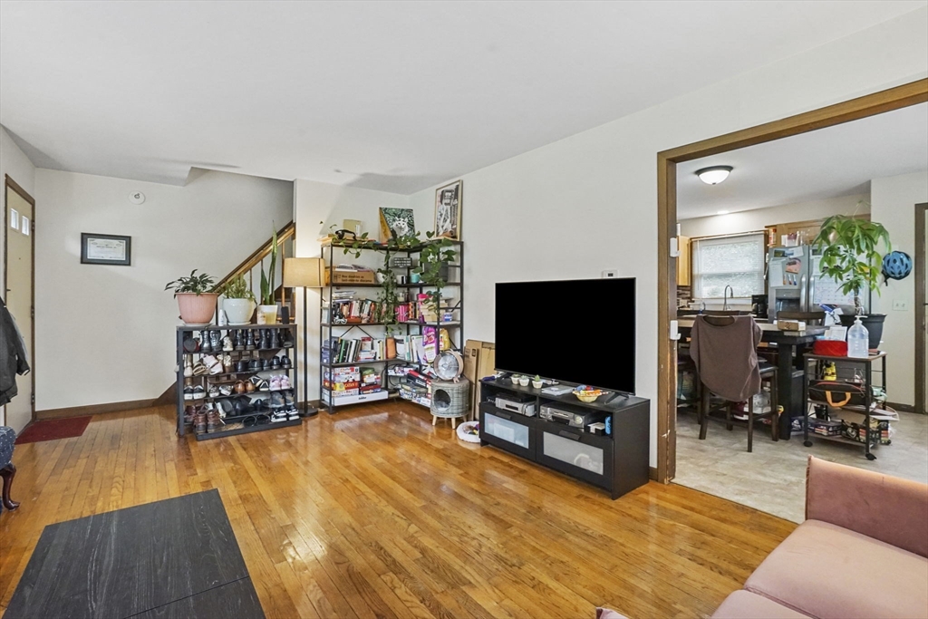65-67 Nonotuck St, Northampton, MA Photo #11