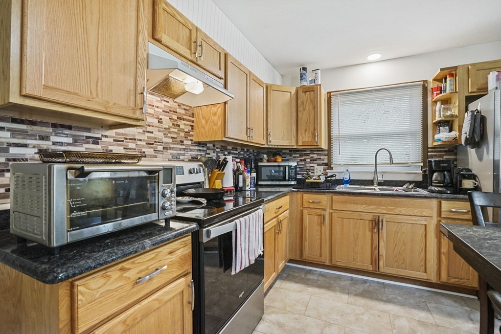 65-67 Nonotuck St, Northampton, MA Photo #15