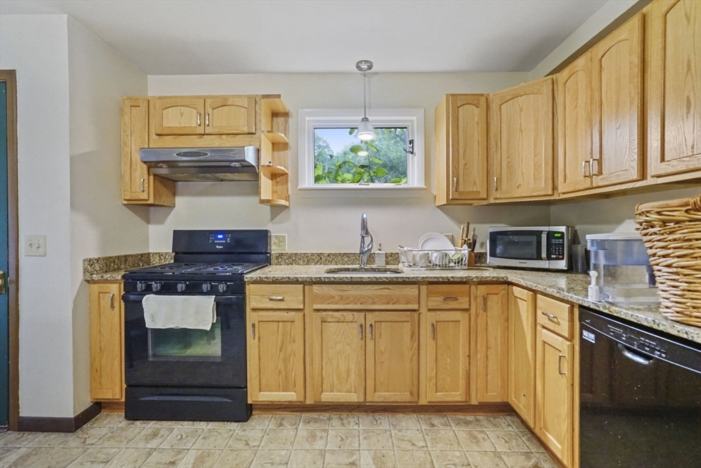 65-67 Nonotuck St, Northampton, MA Photo #27