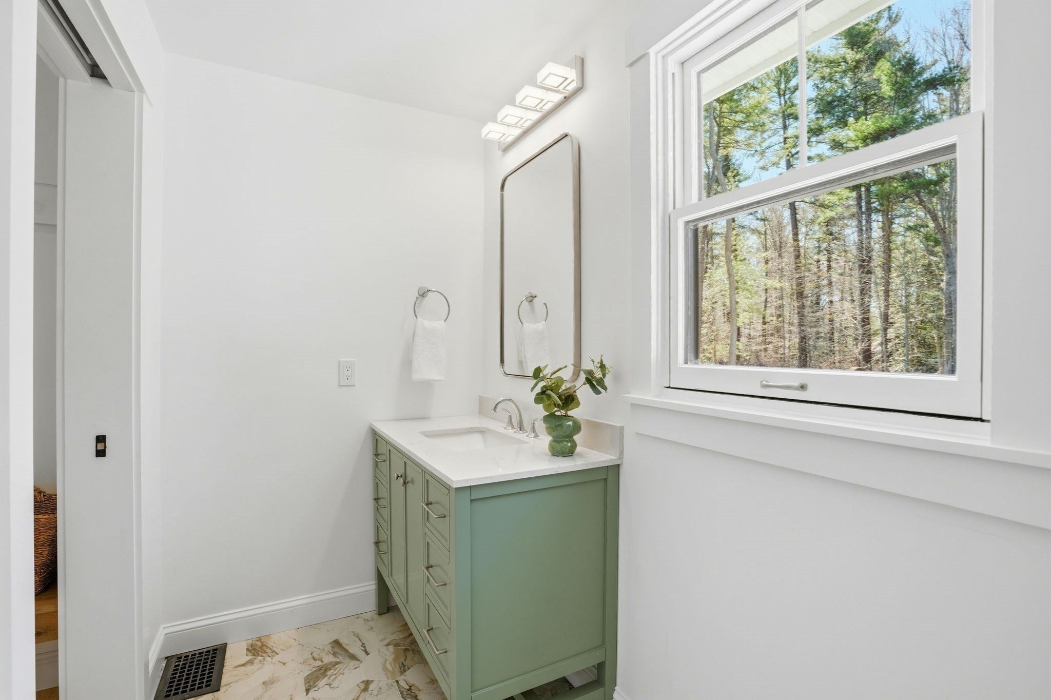 26 Old Pottery Ln, Norwell, MA, 26 Old Pottery Ln, Norwell, MA Photo #9