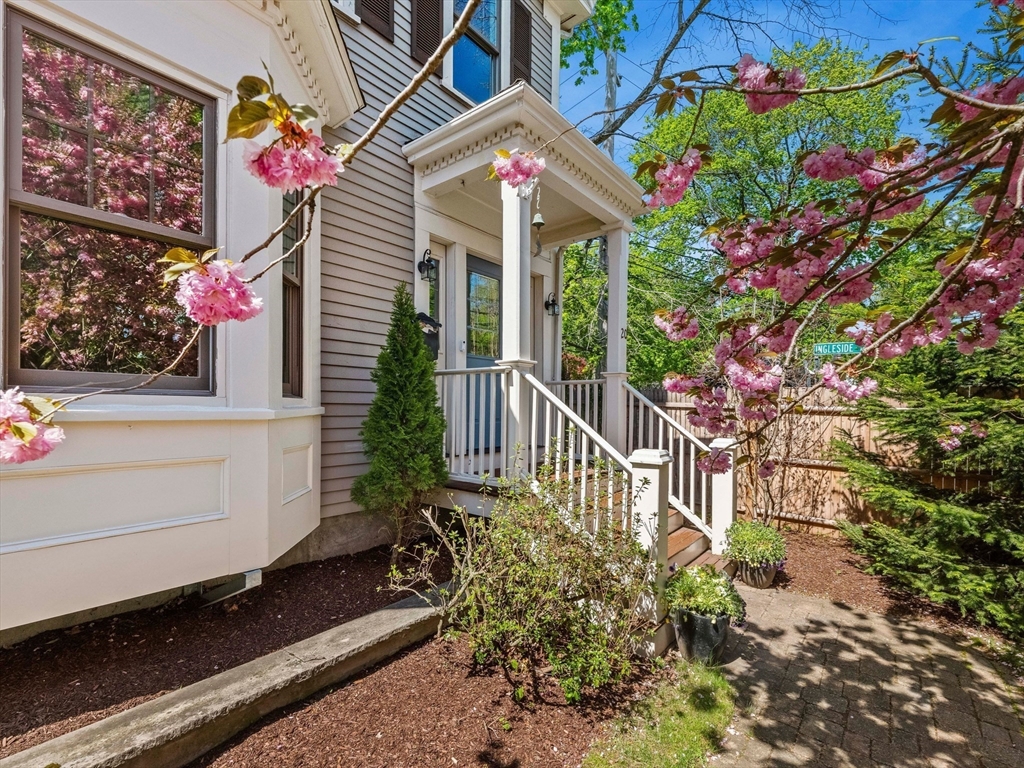 20 Maple Street, Lexington, MA, 20 Maple Street, Lexington, MA Photo #3