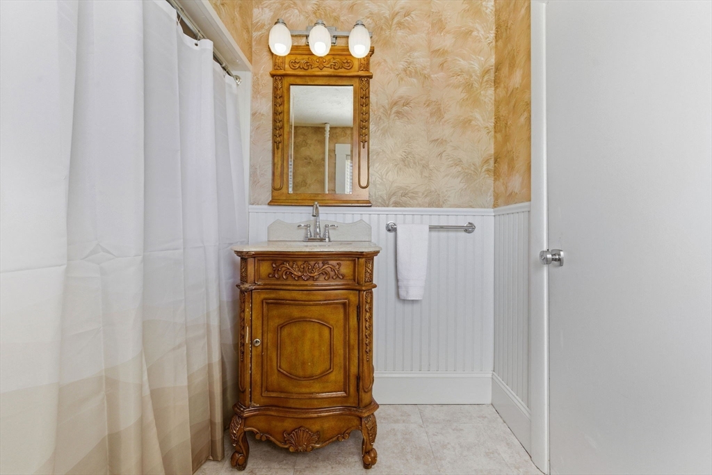 6 Highland St, Wakefield, MA Photo #14